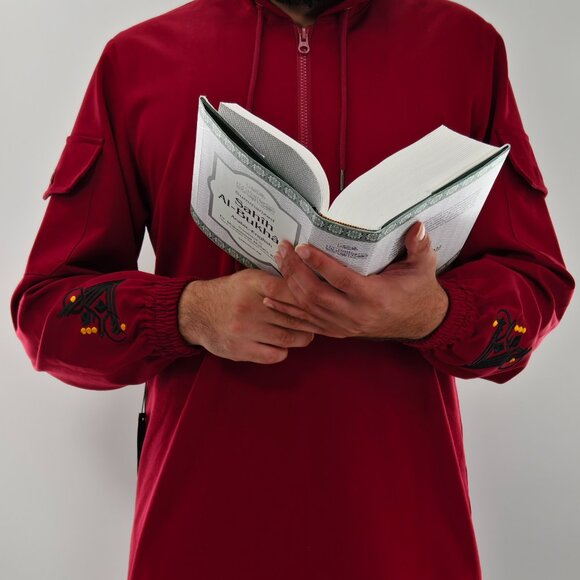 MILEV Signature 2-Piece Modest Set Men - Tunic & Trousers - Embroidered Maroon - Picture 2 of 11